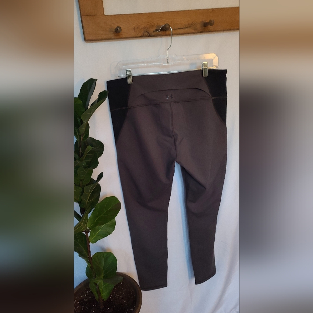 SOLD NWOT Under Armour Gray Leggings - size XL - Picture 2 of 11